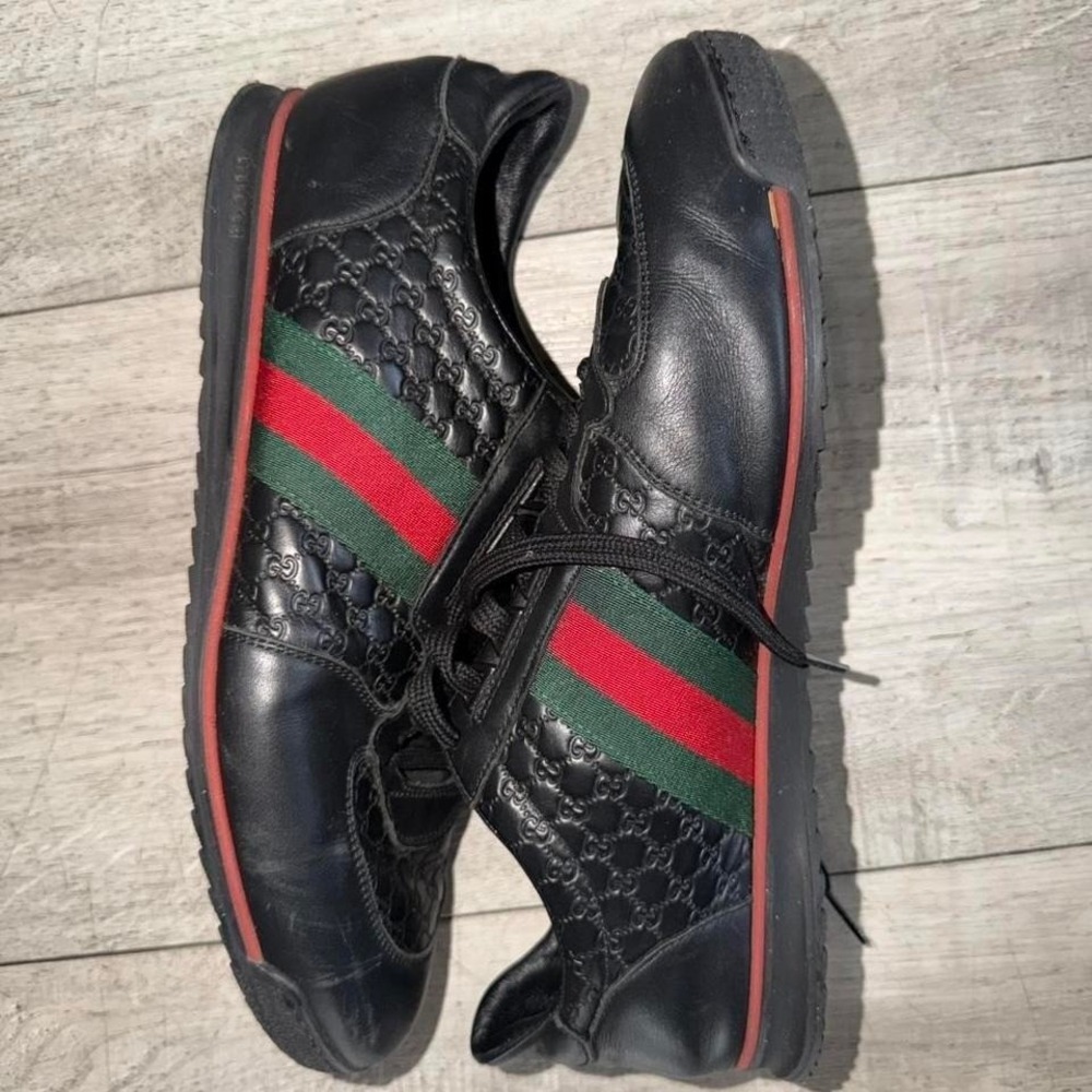 Gucci black leather lace up shoes  Men size us‎ 10